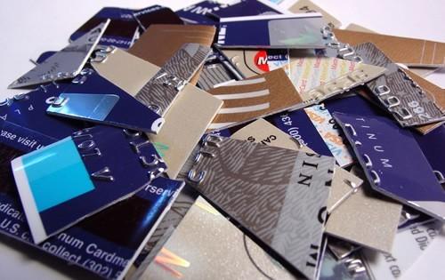 credit-cards-sliced-in-half-pile
