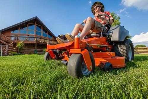 Don’t Hire a Lawn Care Company Until you Answer these Questions