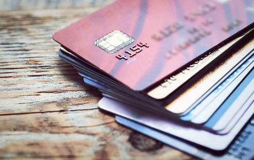 3 Tips for Juggling Multiple Credit Card Balances