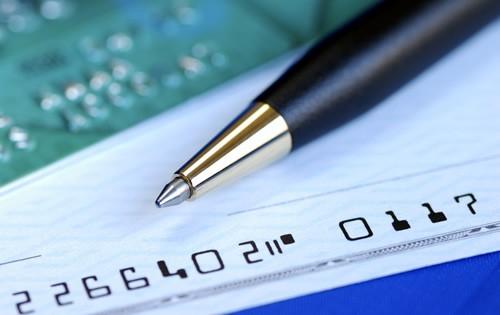 Debit or Credit? 3 Reasons to Choose Debit