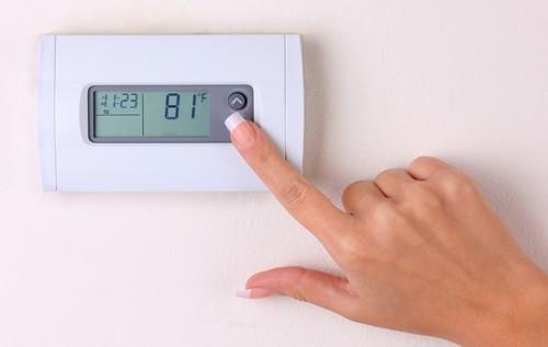 thermostat-keep-house-cool