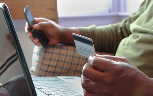 credit-card-negotiate-annual-fee1.jpg
