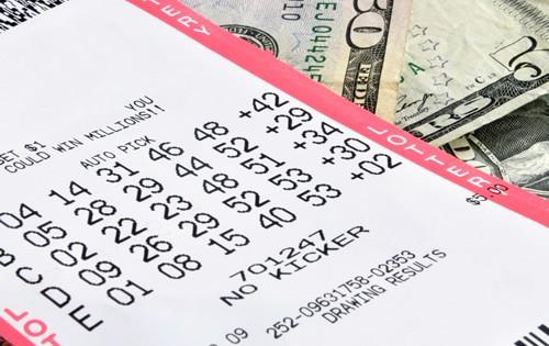 lottery-ticket-cash1.jpg