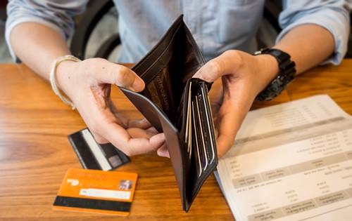 credit-card-debt-empty-wallet.jpg